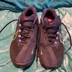Nike Black and Purple Athletic Shoes